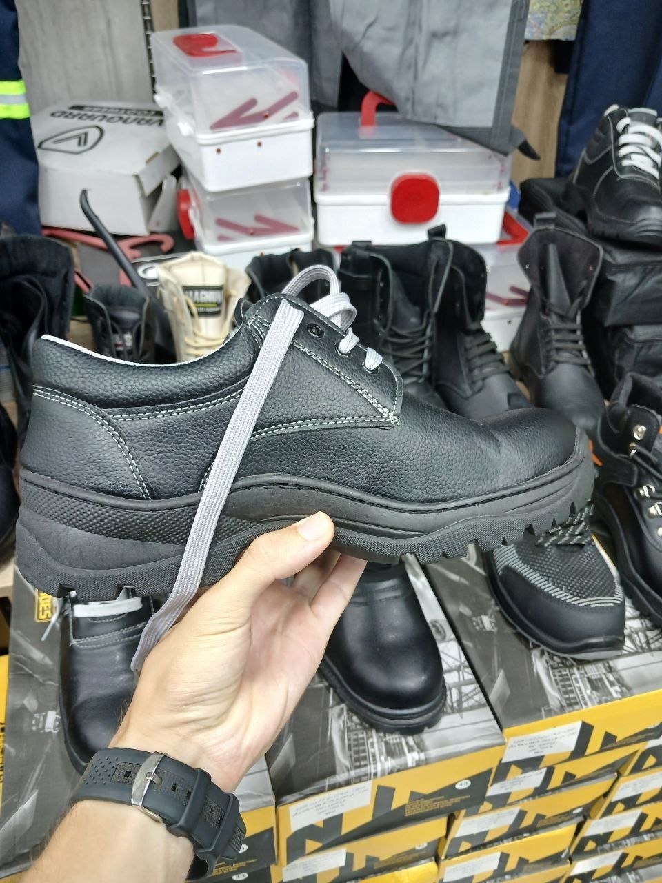 Valcor